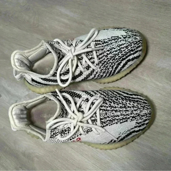 ADIDAS‎ YEEZY BOOST 350 V2 KANYE WEST ZEBRA  BLACK BELUGA SESAME size 6.5 - Picture 3 of 5